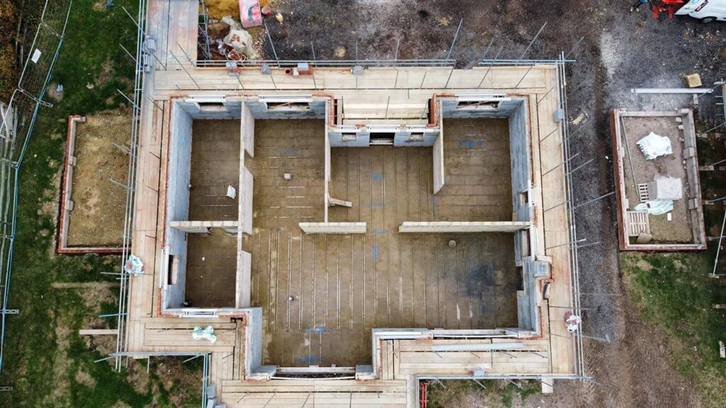 2202cf4e-e60a-4ff5-8fc8-cf143602568b